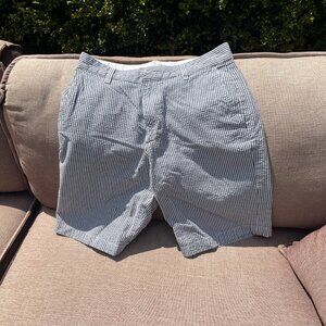 Classic men's seersucker Docker's shorts